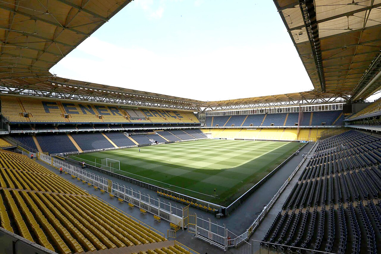 Fenerbahçe, Alanyaspor'u 3-0 ile geçti
